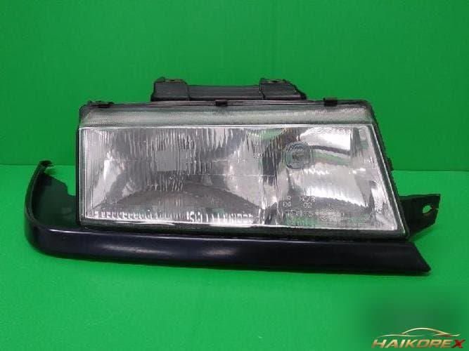 KG Mobility Musso EV 1996 — фара головного света правая 8310205101X