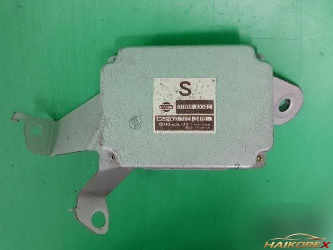 Nissan Marche 2003 TCU 31036 AX100