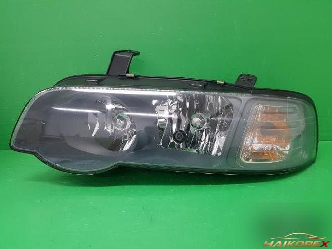 Renault SM5 2005 — фара левая 5350151500