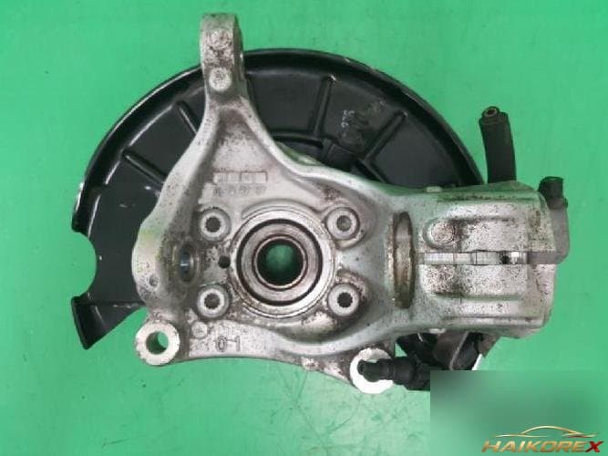 Volkswagen Passat 2006 — поворотный кулак передний левый 1K0 615 311 F