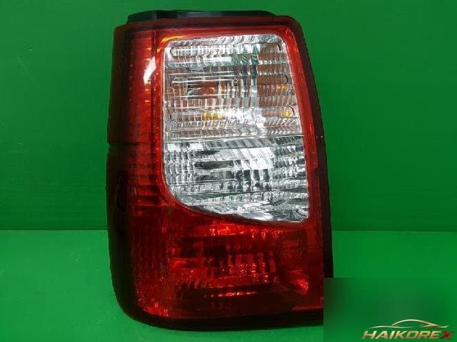 Kia Casta 2001 — задний комбинированный фонарь левый (сторона водителя) 92401 M3000