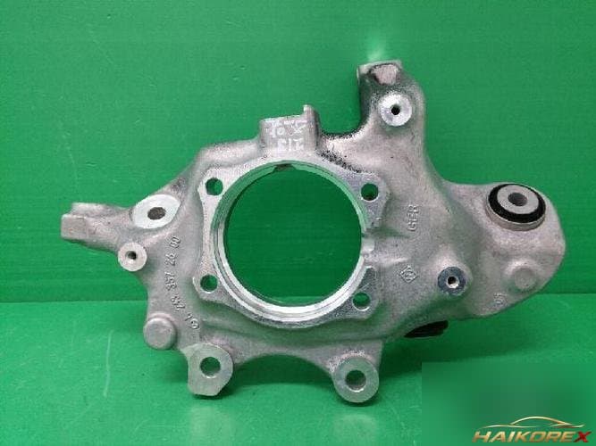 Mercedes-Benz E-Class 2013 — задний угловой фонарь правый 213 357 26 00