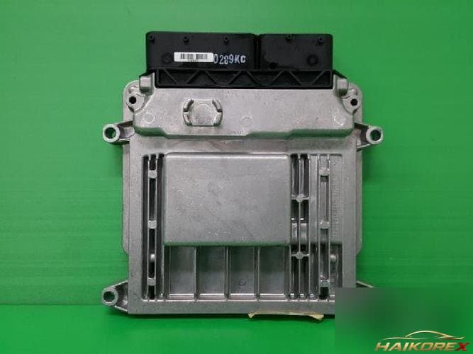 Kia Morning 2011 — блок управления двигателем ECU 3911002JI0