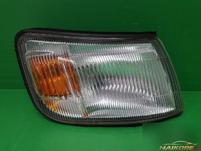 Hyundai Santamo 1999 — указатель поворота правый 92304 M2000