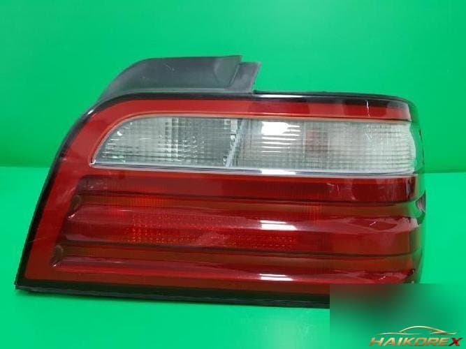KG Mobility Carens 2003 — комбинированный фонарь задний (правый, сторона пассажира)