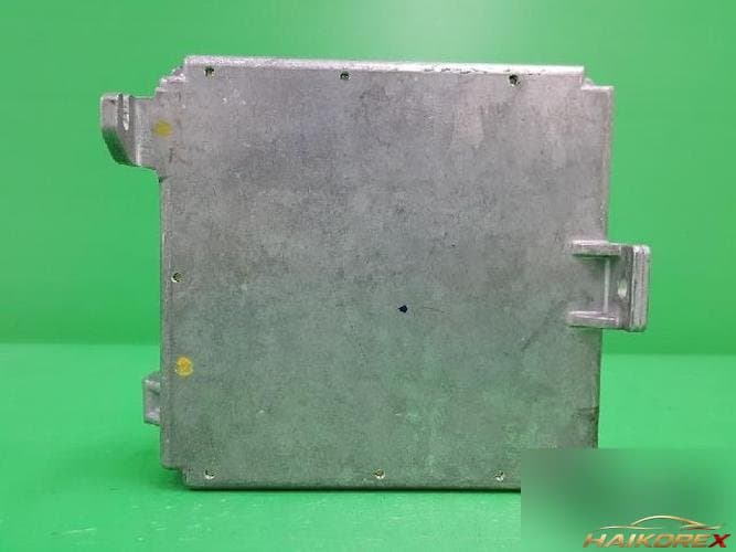 Honda Civic 2002 — блок управления двигателем ECU 37820 PLR L55