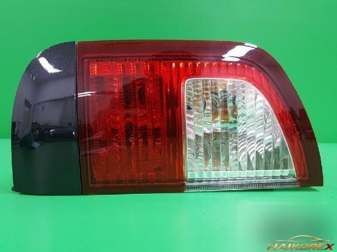 KG Mobility Kairoum 2005 — комбинированный задний фонарь правый (8360209002)