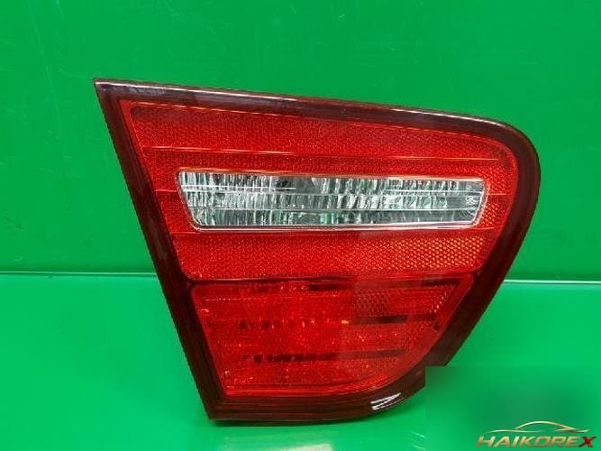 Hyundai Avante 2010 — накладка задней двери левая 924032H500