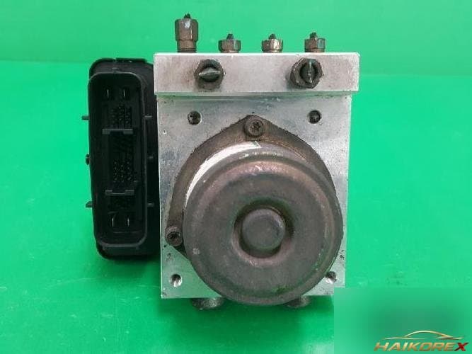 Renault SM5 2000 — блок ABS 39110-52100