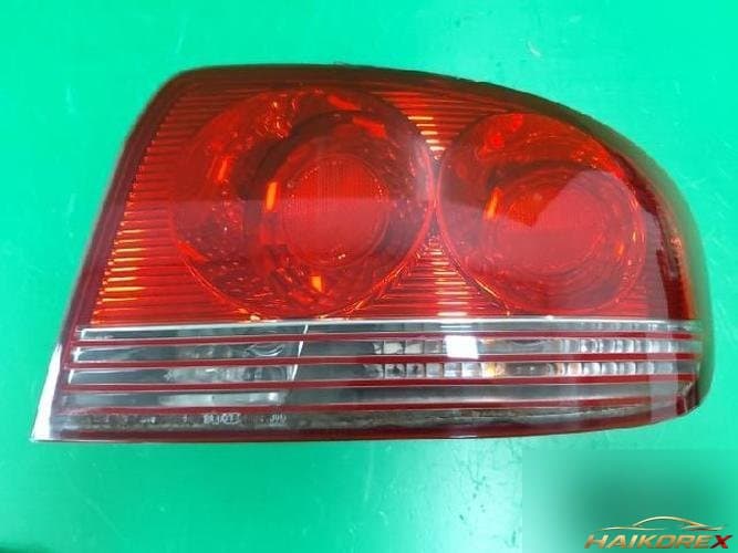 Hyundai Sonata 2005 — комбинированный фонарь задний правый (пассажирский) 92402 3D000