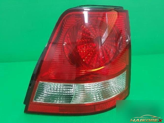 Kia Sorento 2002 — комбинированный фонарь задний правый (пассажирский) 92402 3E000 7