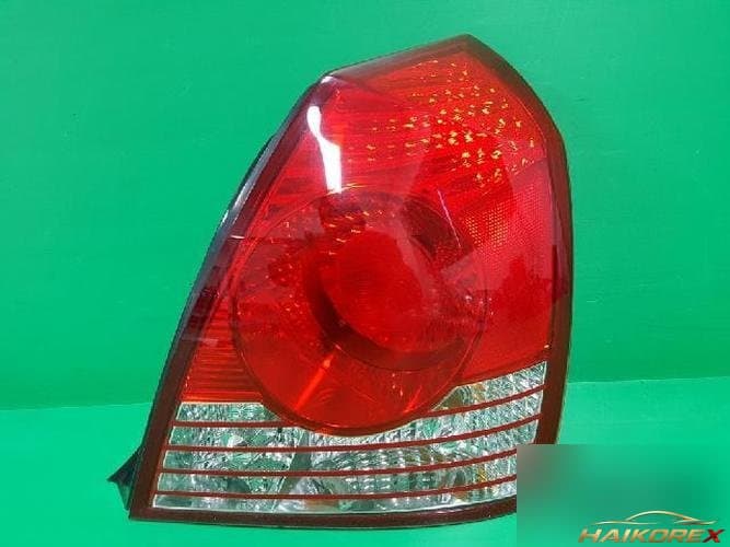Hyundai Avante 2005 — комбинированный задний фонарь правый (пассажирский) 92402 2D500 7