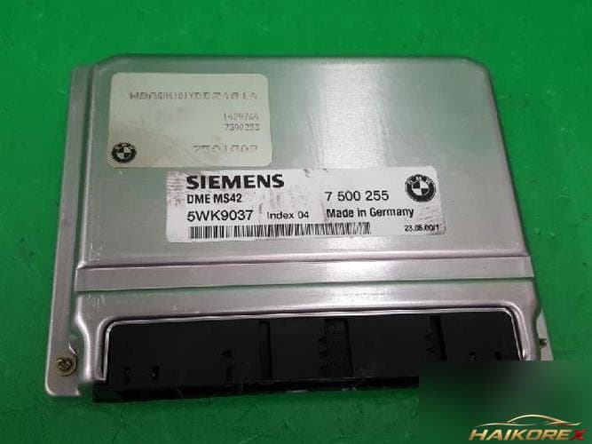 BMW 2000 — блок управления двигателем ECU 5WK9037