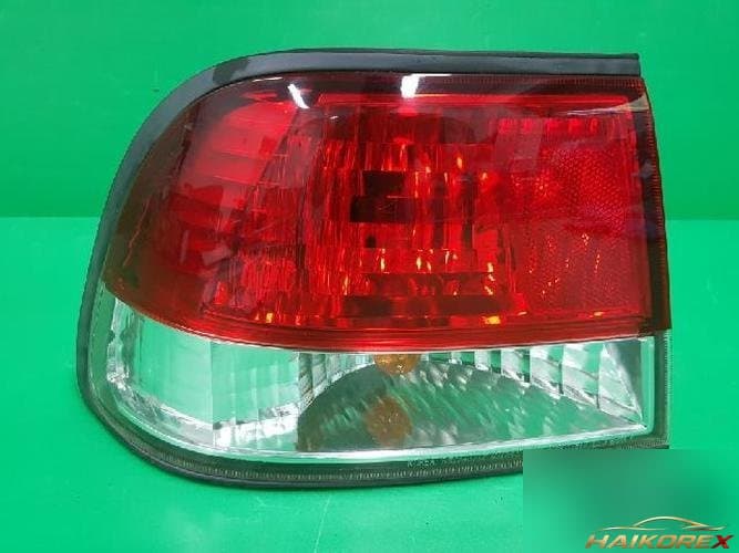 Renault SM5 2002 — задний комбинированный фонарь левый