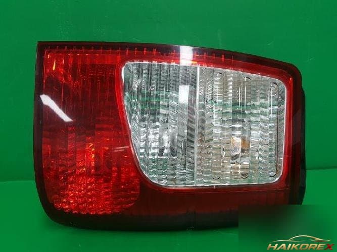 Kia Carsta 2000 — фонарь задний комбинированный правый (соседское место) 92402M3000