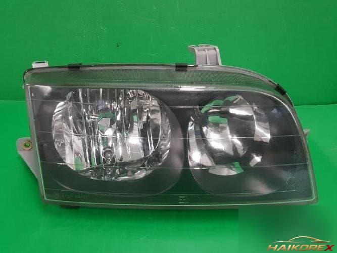 Kia Carsta 2000 — фара передняя правая 92102M3000
