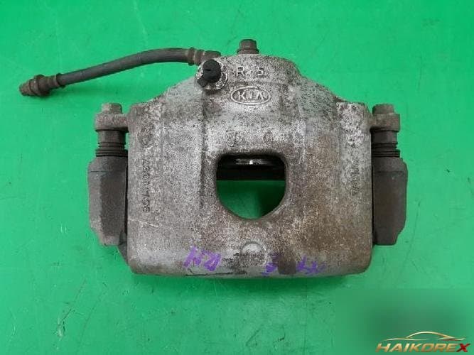 Kia Sorento 2002 — суппорт тормозной передний правый