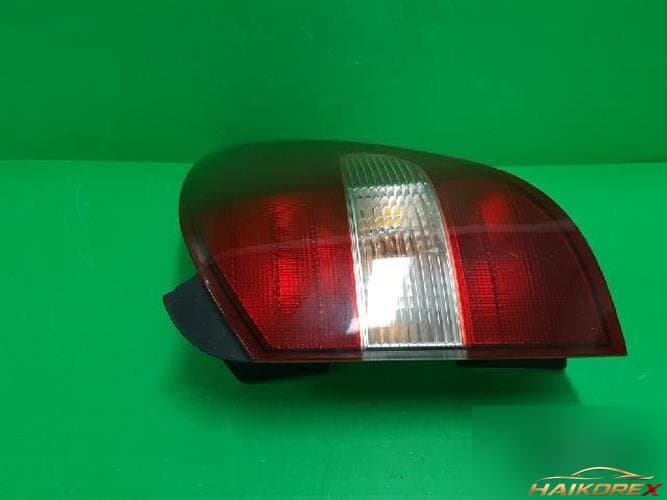 KG Mobility Rodius 2004 — фонарь задний комбинированный левый (водительский)