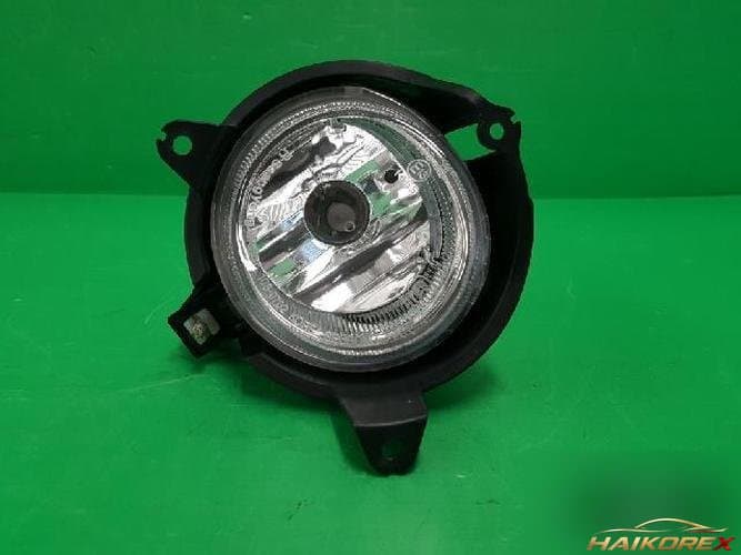 KG Mobility Actyon 2006 — передняя противотуманная фара правая 8320221001