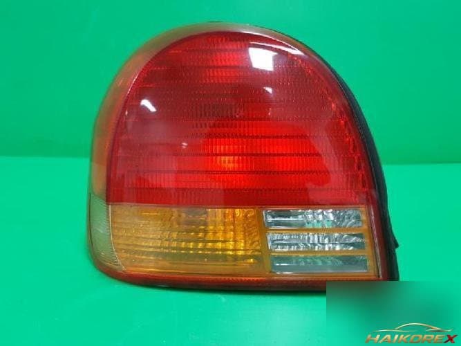 Hyundai Sonata 2000 — задний комбинированный фонарь левый (5 контактов) 92401 38031
