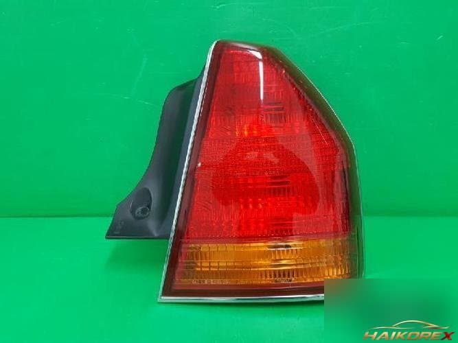 Hyundai Equus 2001 — комбинированный фонарь задний правый (пассажирский) 92402 3B100