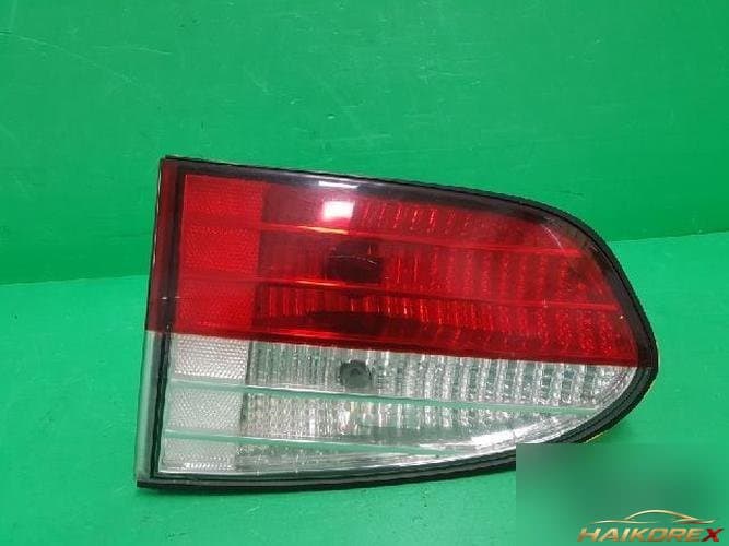 Hyundai Grand Starex 2007 — белый задний фонарь (багажника)