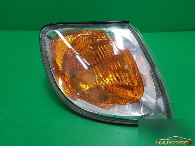 Hyundai Trajet 2004 — повторитель поворота правый 923023A000