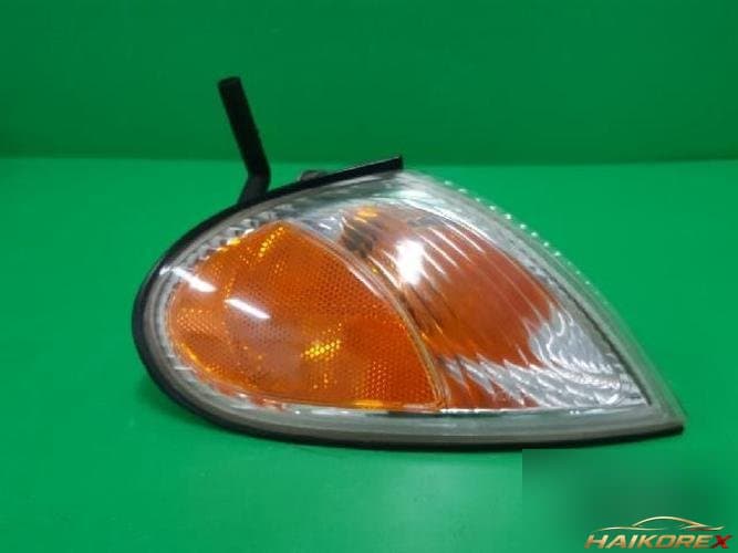 Hyundai Avante 2000 — указатель поворота правый 9230229520