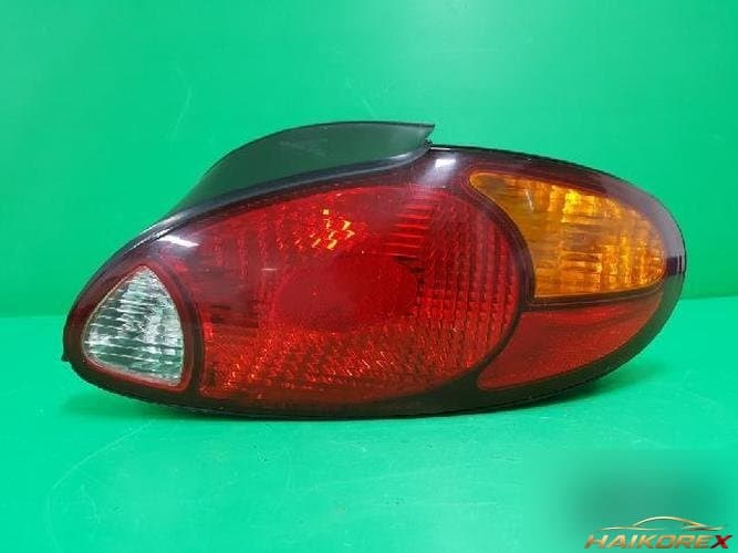 Hyundai Avante 2000 — комбинированный фонарь задний правый (пассажирский) 92402 29500 1