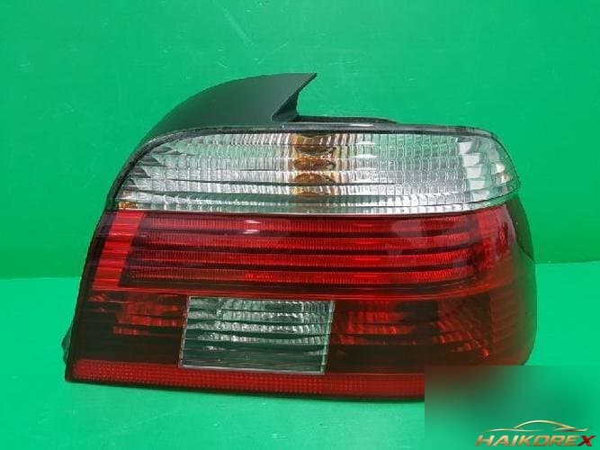 BMW 5 Series 2001 — фонарь задний комбинированный правый