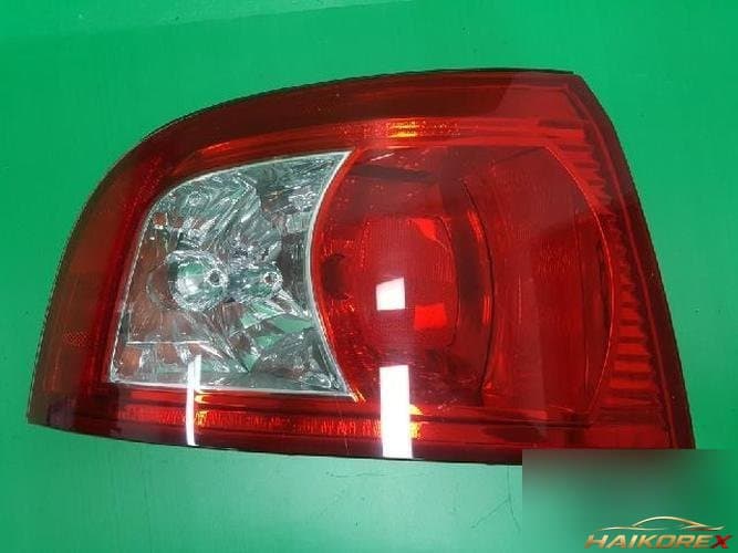 Kia Optima 2005 — комбинированный фонарь задний левый (водительский) 92411 3C070 3