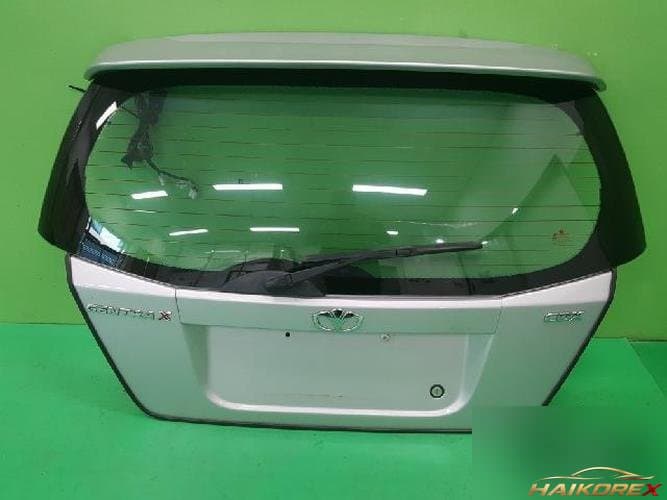 Daewoo Gentra 2009 — крышка багажника