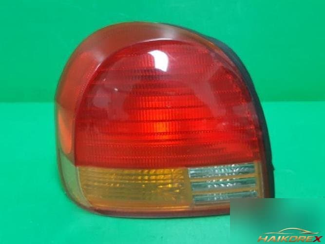 Hyundai Sonata 1999 — фонарь задний левый (комбинированный) 92401-38001-2