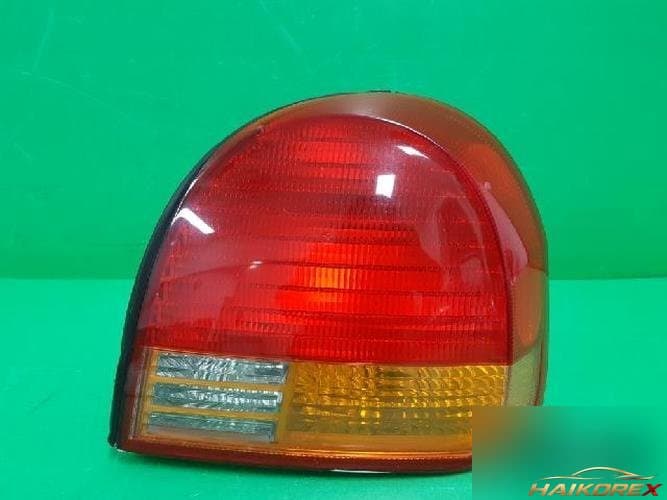 Hyundai Sonata 1999 — фонарь задний комбинированный правый (пассажирский) 92402 38001 1