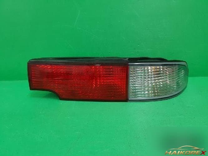 Hyundai Dynasty 2002 — комбинированный фонарь задний правый (пассажирский) 92402 37710