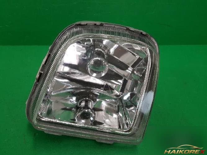 Hyundai Grand Starex 2007 — противотуманная фара правая (пассажирская) 922024A600
