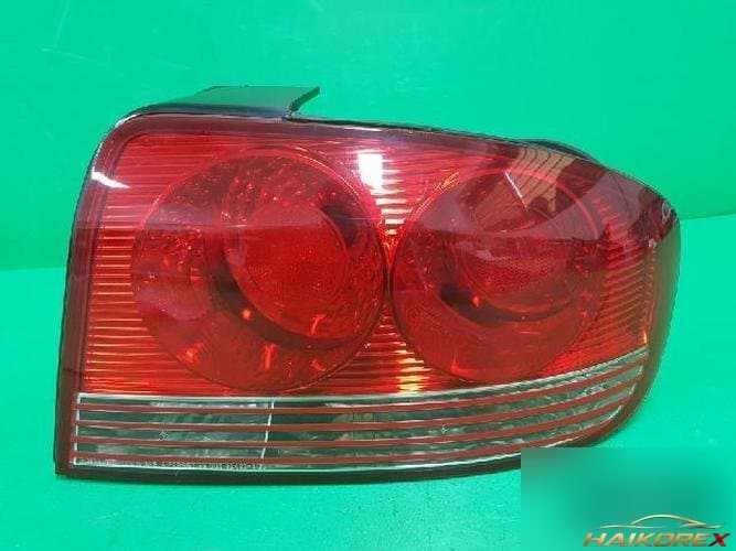 Hyundai Sonata 2002 — комбинированный фонарь задний правый (пассажирский) 92402 3D000 3