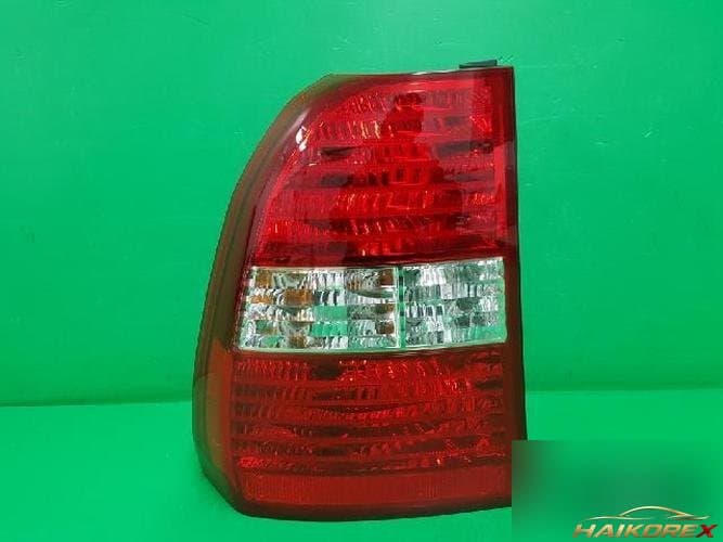 Kia Sportage 2006 — задний комбинированный фонарь левый (водительский) 92401-1F001