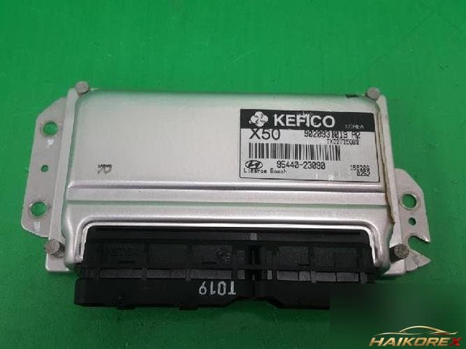 Hyundai Avante 2006 — блок управления коробкой передач TCU 95440 23090 1