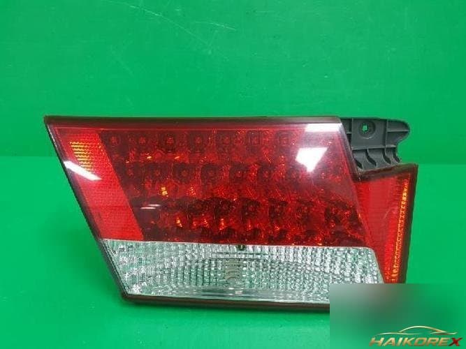 Hyundai Grandeur 2006 — накладка задней двери левая 924033L001