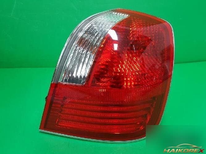 Hyundai Grandeur 2003 — комбинированный фонарь задний правый (пассажирский) 92402 39700 2