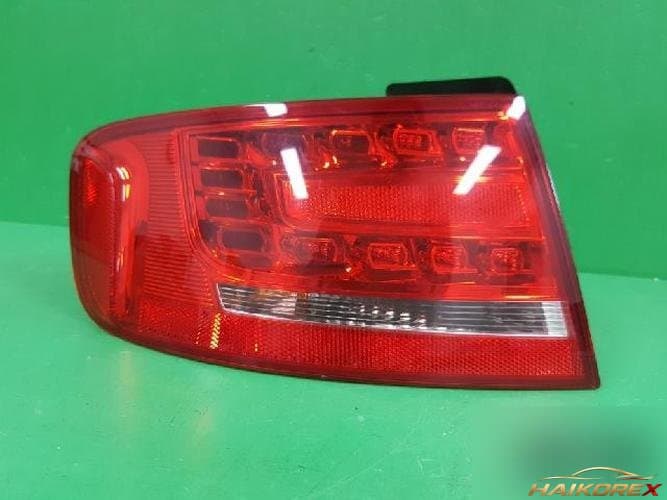 Audi A4 2010 — комбинированный фонарь задний (левый, водительский) 8K5 945 095 B
