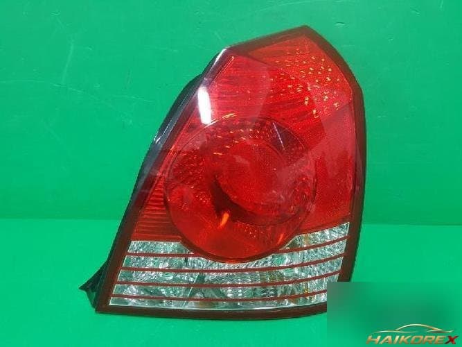 Hyundai Avante 2005 — комбинированный задний фонарь правый (пассажирский) 924022D500