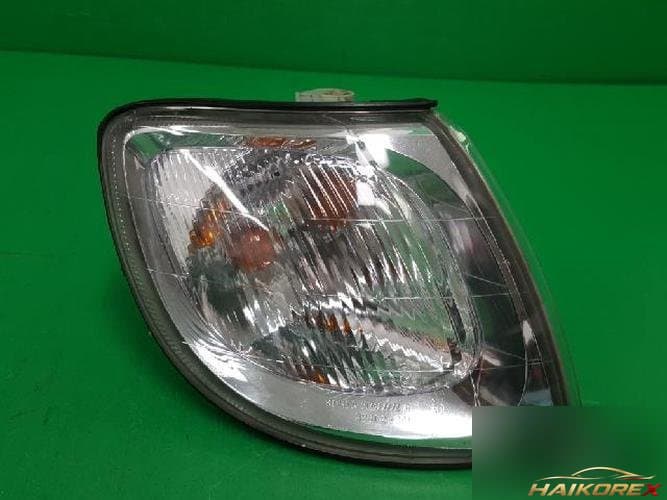 Hyundai Trajet 2006 — габаритный фонарь правый 923023A500