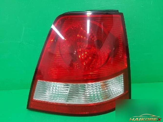 Kia Sorento 2004 — комбинированный фонарь задний правый 92402 3E000 10