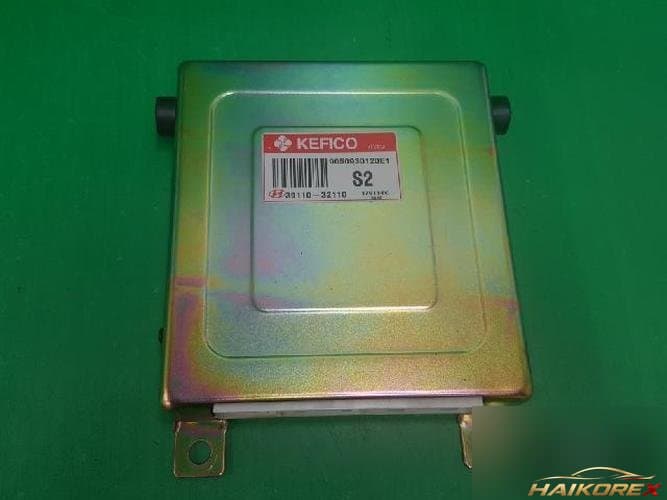 Hyundai Sonata 1997 — блок управления двигателем ECU 39110 32110