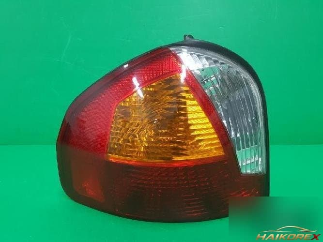 Hyundai Santa Fe 2003 — комбинированный фонарь задний левый (водителя) 92401 26000 2