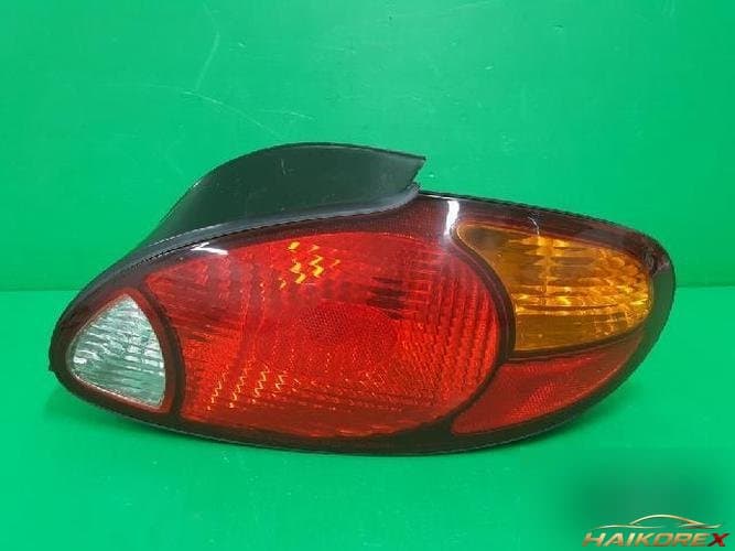 Hyundai Avante 1999 — фонарь комбинированный задний правый 9240229500
