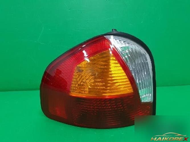 Hyundai Santa Fe 2004 — комбинированный фонарь задний левый (водительский) 92401 26000