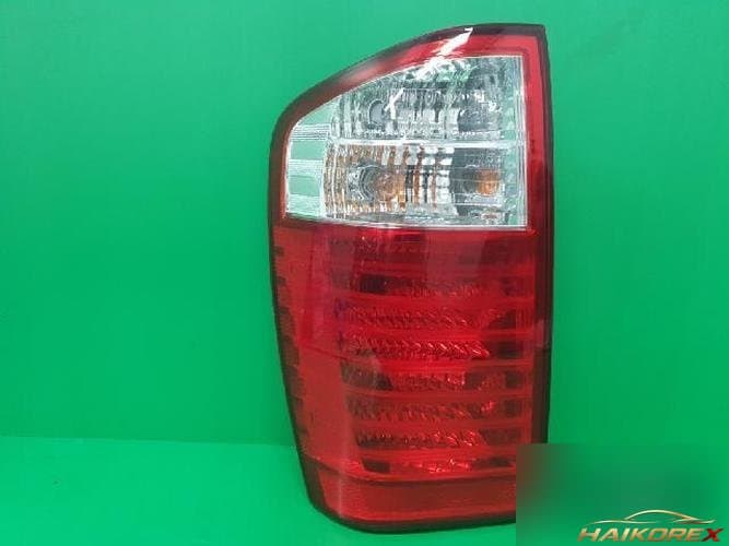 Kia Carnival 2006 — комбинированный фонарь задний левый (водительский) 92401 4D000 10